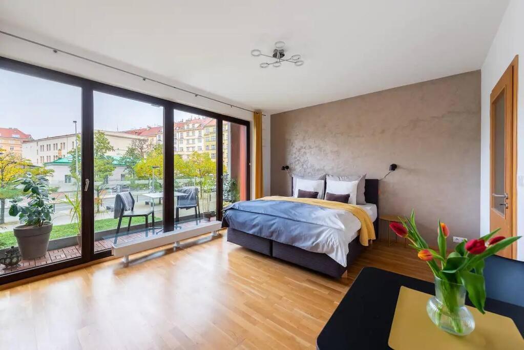 Apartment W/ Free Garage Parking Prag Exterior foto