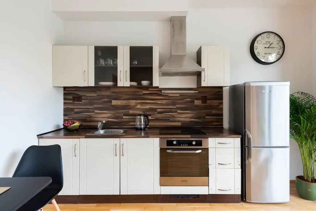 Apartment W/ Free Garage Parking Prag Exterior foto